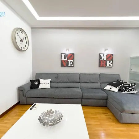 Reni 8 Tirabora Short Rent Appartement Triëst